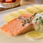 Salmón al vino blanco y champiñones para 3 porciones